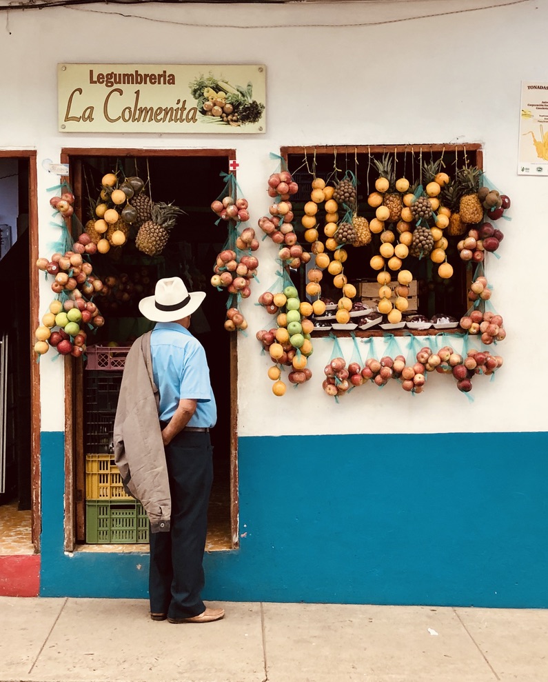 808D9AC8-7BA9-4FFE-BA10-6B00096897C0_1_105_c