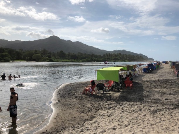 103B66F4-72FA-405A-A82A-B1C70F86DDCE_1_105_c